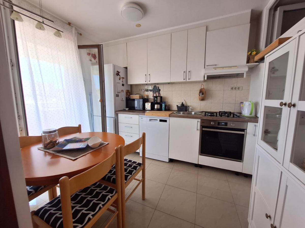 G&E Appartement Pula Buitenkant foto
